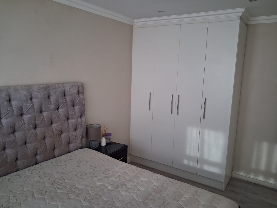 To Let 3 Bedroom Property for Rent in Winterstrand Eastern Cape